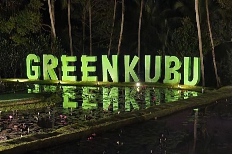 Green Kubu Cafe en Tegellalang